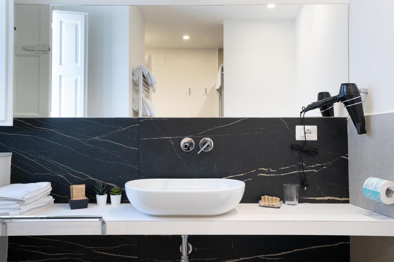 Sant'Agostino Luxury Apartments Катания Екстериор снимка